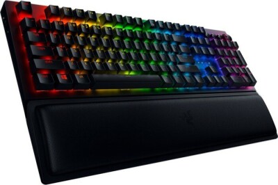 Razer BlackWidow V3 Pro Mechanical Gaming Keyboard, Yellow Switch, Nordic Layout, Wireless, Black